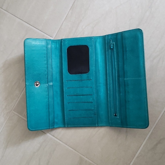 Alejandro Yeo Tooled Leather Wallet - Picture 4 of 9